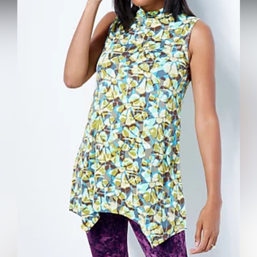 LOGO Layers by Lori Goldstein Print Mock Neck Tank Top